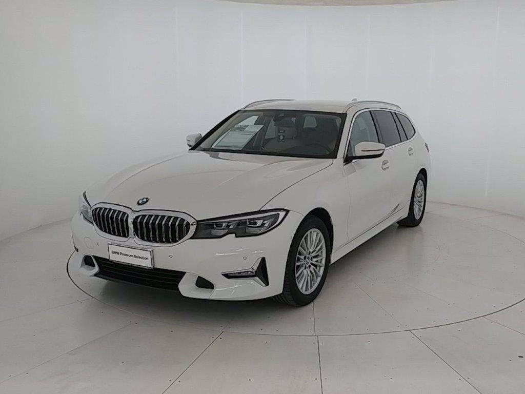 BMW 320d touring mhev 48v luxury auto