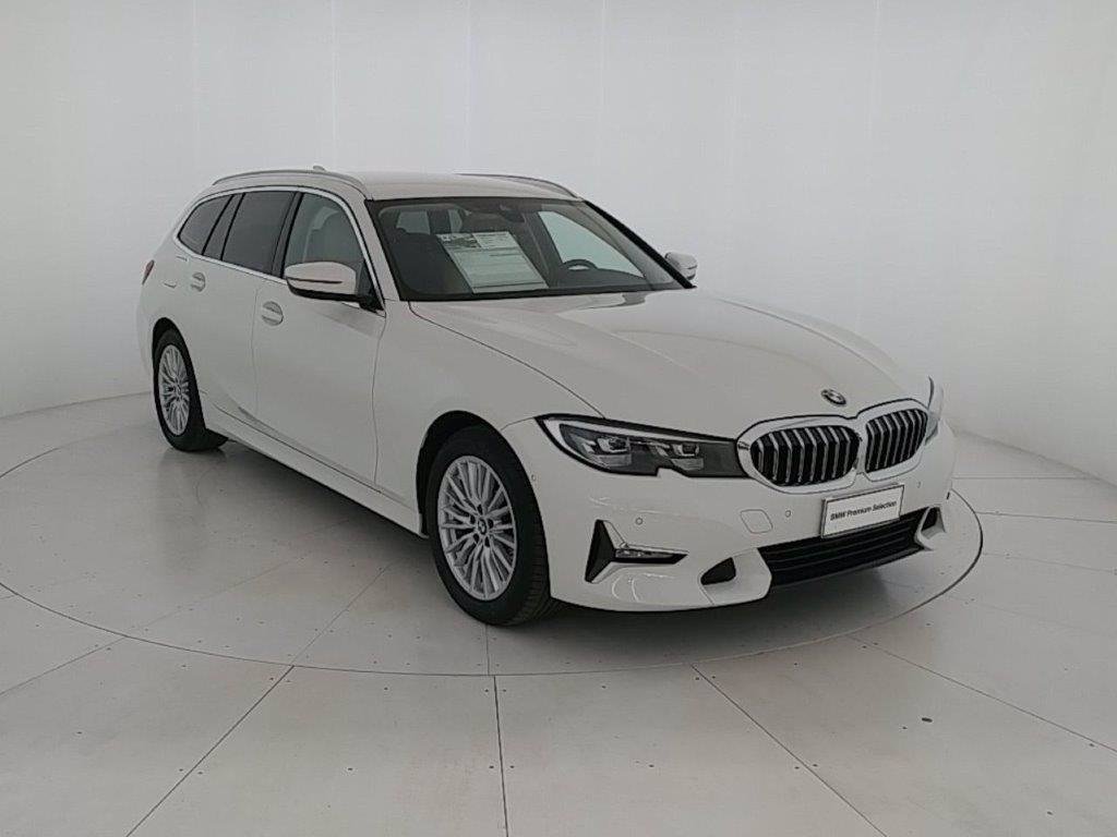 BMW 320d touring mhev 48v luxury auto