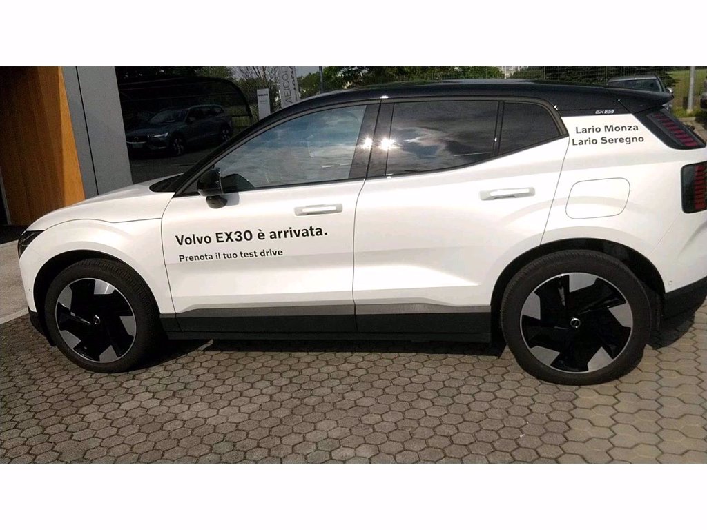 VOLVO EX30 Twin Motor Performance Ultra awd