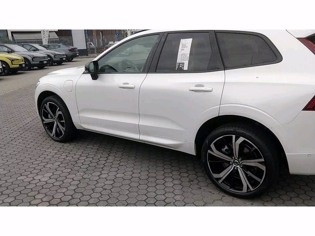 VOLVO XC60 2.0 t6 recharge phev obc 6,4kW Ultimate Dark awd auto