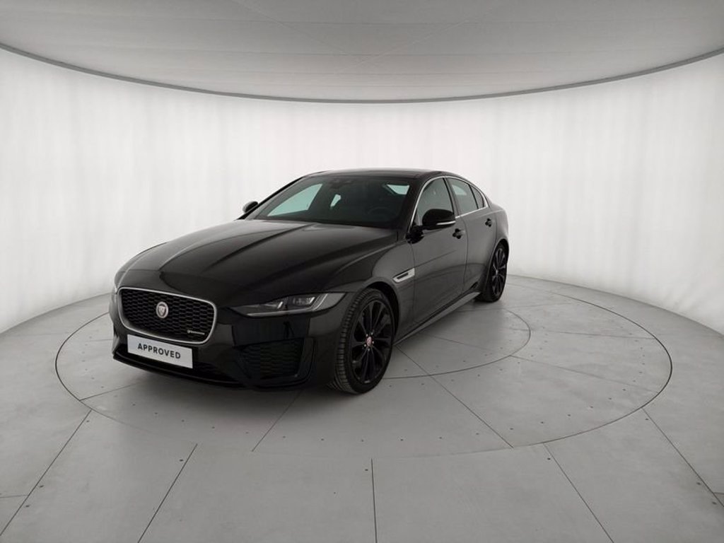 JAGUAR Xe 2.0d i4 r-dynamic hse awd 180cv auto