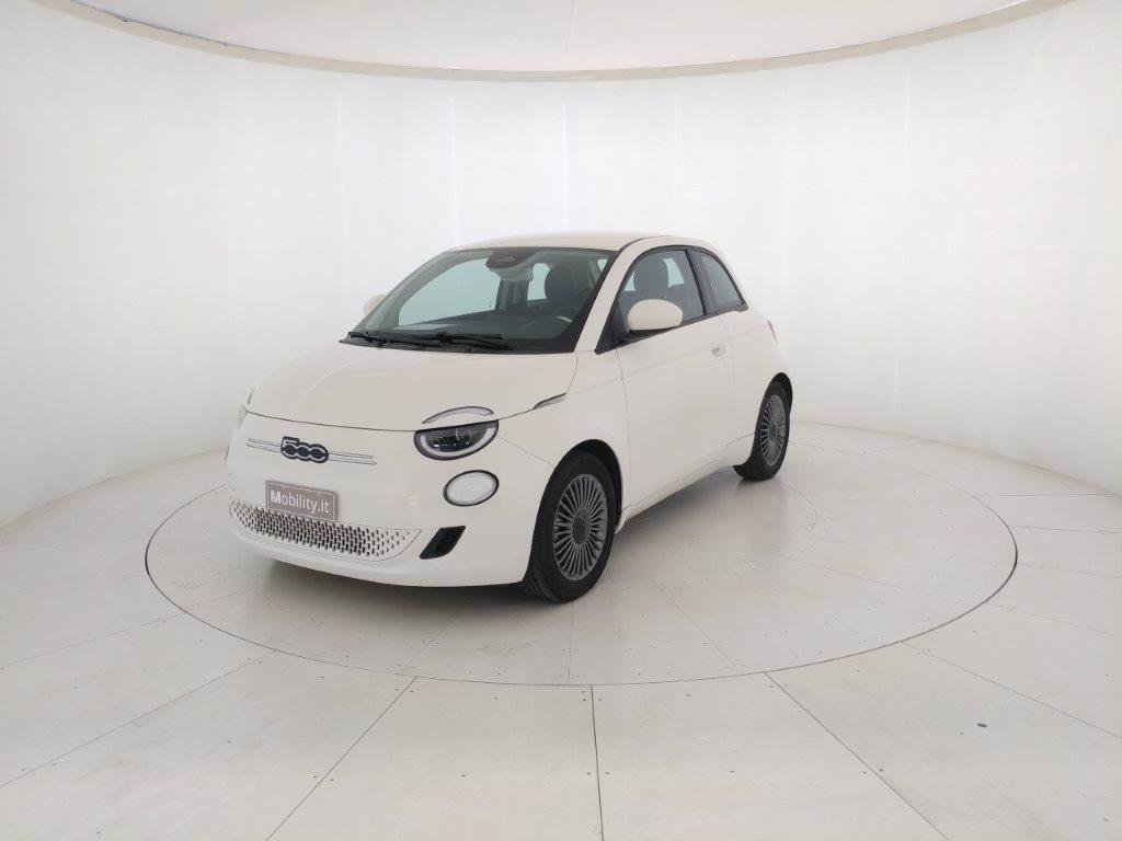 FIAT 500e 42 kwh la prima