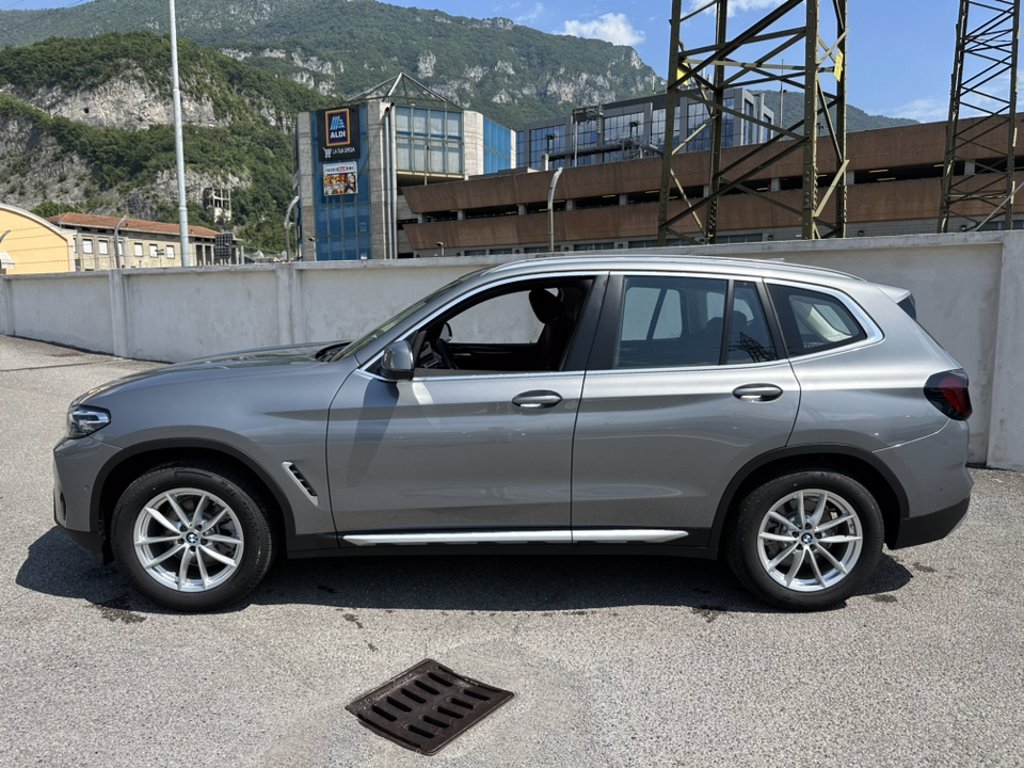 BMW X3 xdrive20d mhev 48V auto