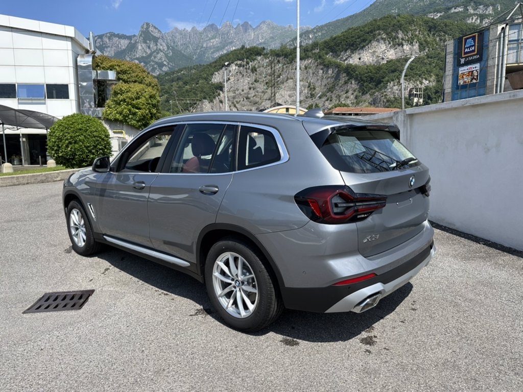 BMW X3 xdrive20d mhev 48V auto