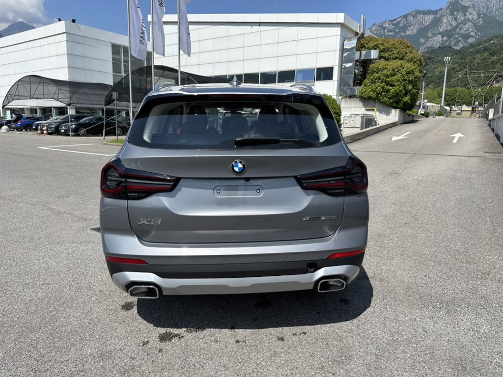 BMW X3 xdrive20d mhev 48V auto