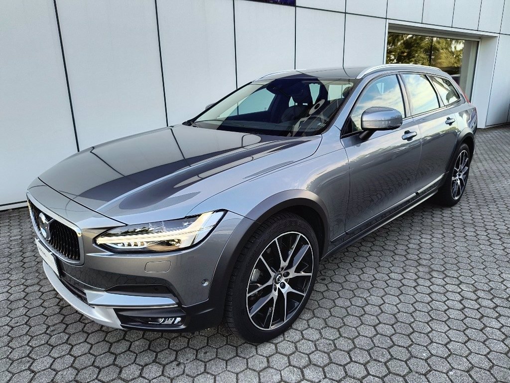 VOLVO V90 Cross Country D4 AWD Geartronic Pro