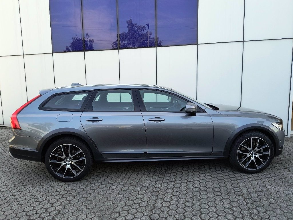 VOLVO V90 Cross Country D4 AWD Geartronic Pro