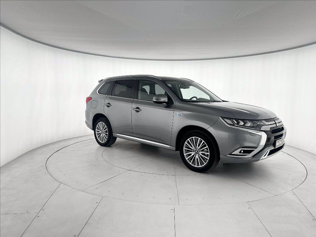 MITSUBISHI Outlander phev 2.4 Instyle Plus 4wd