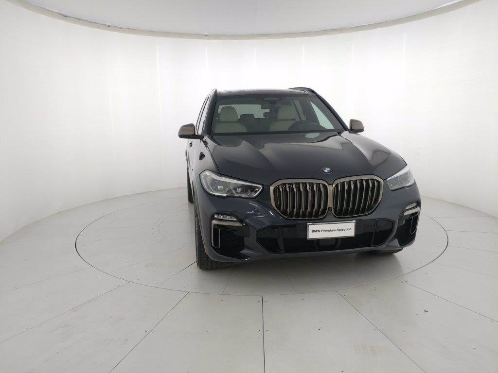 BMW X5 m50i auto