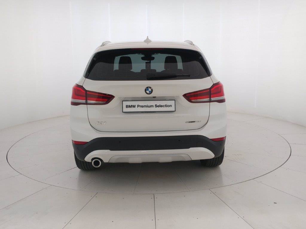 BMW X1 sdrive18i xline 140cv auto