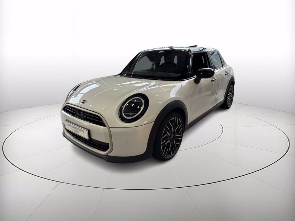 MINI Mini Cooper 5p 1.5 C Favoured auto