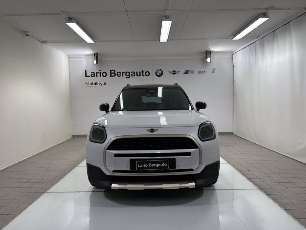 MINI Mini Countryman 2.0 48V D Favoured auto