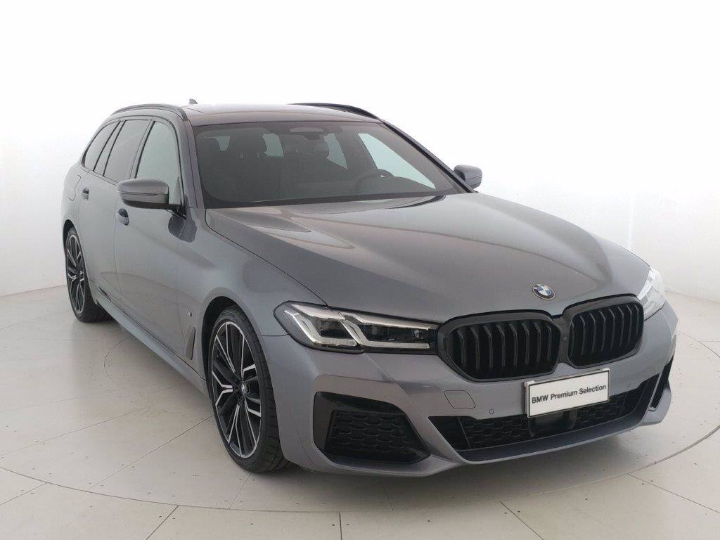 BMW 540d touring mhev 48v xdrive msport auto