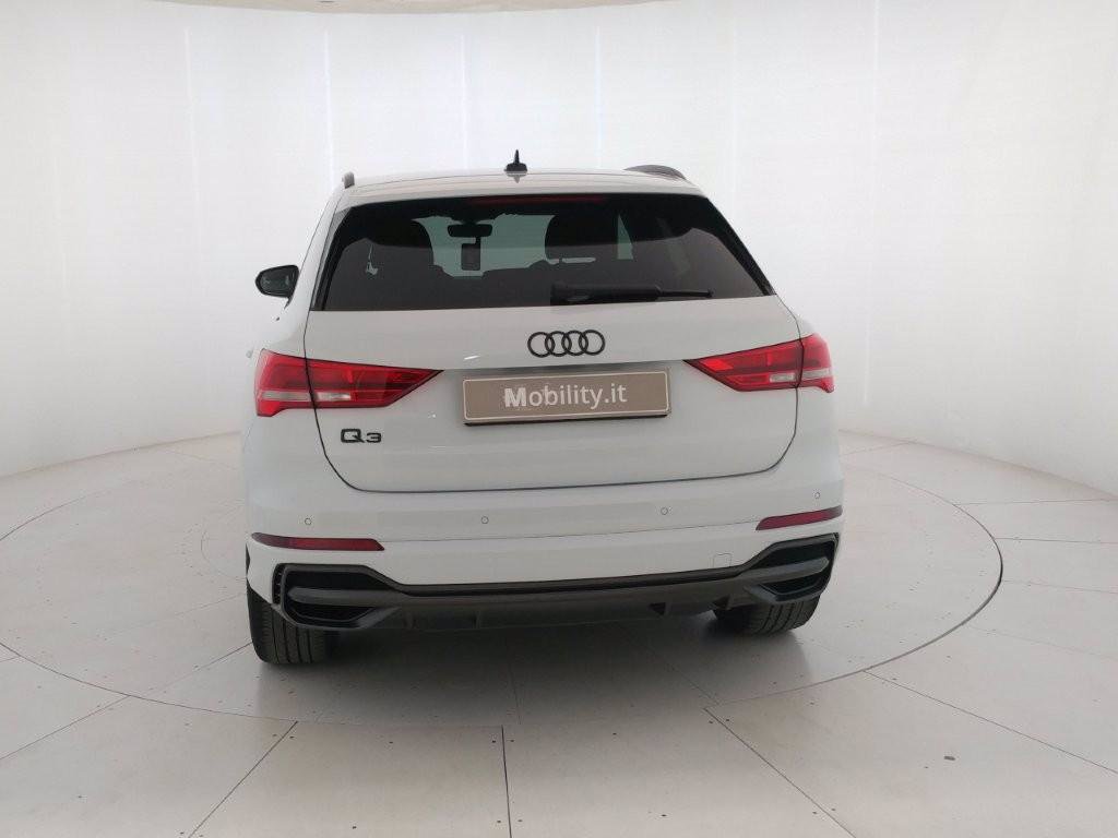 AUDI Q3 35 1.5 tfsi business advanced